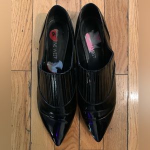 Nine West Black Patent Leather Shoes with Pleated Detailing. Size 9.5.